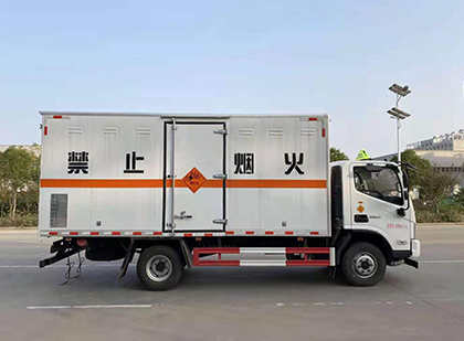 秦淮爆破器材运输车